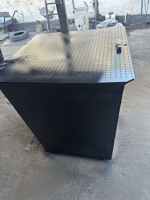 Продам мусорный бак