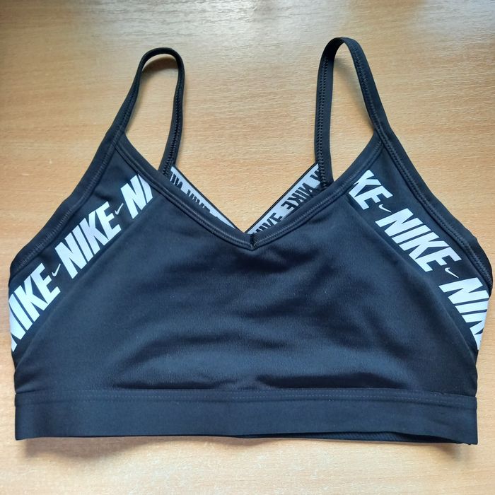 Bustiera de sport Nike