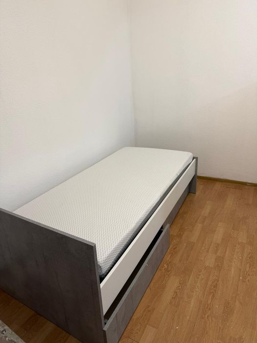 Închiriez garsonieră