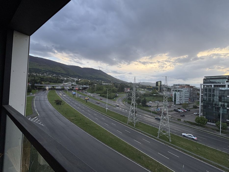 Дава се под наем Двустаен апартамент в София, 7-ми 11-ти километър - 60 кв.м за 800 € - Снимка #2