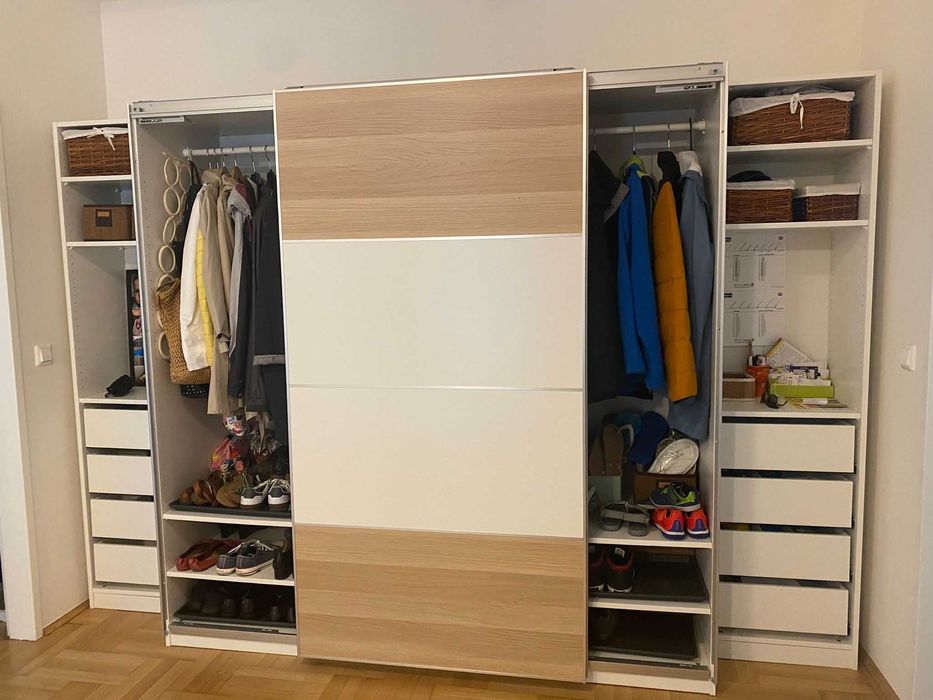 Dulap Ikea Pax cu usi glisante