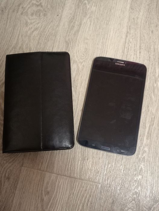Продам планшет Samsung Tab с чехлом