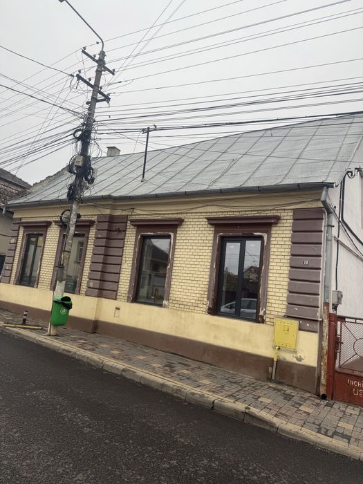 Casa/spatiu zona centrala!axente sever 18!