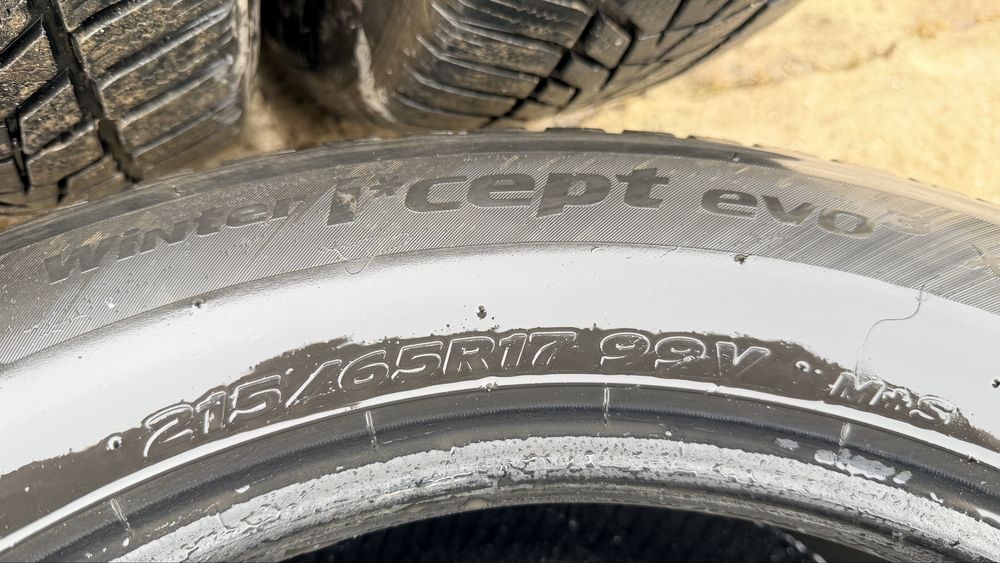 Set 4 Anvelope iarna HANKOOK 215 65 R17 Winter I*cept EVO 3