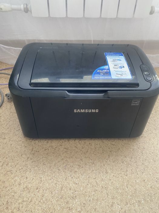 Принтер Samsung      .