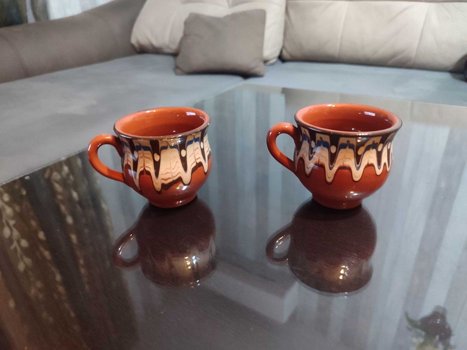 Битови чаши за кафе и греяна ракия