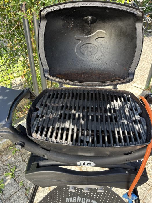 Weber Q1200 black барбекю