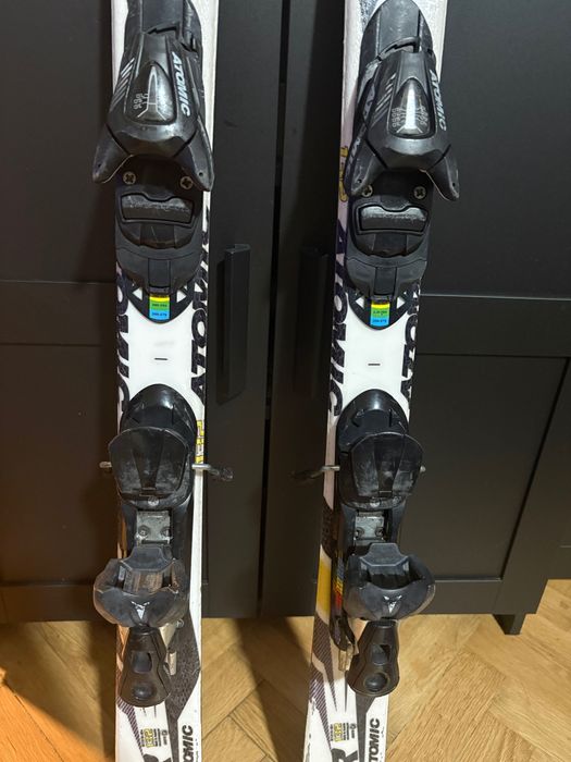 Schi Atomic 4R pentru copii cu clăpari Solomon