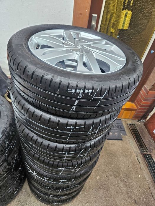 Оригинални лети джанти 15" Toyota Aygo