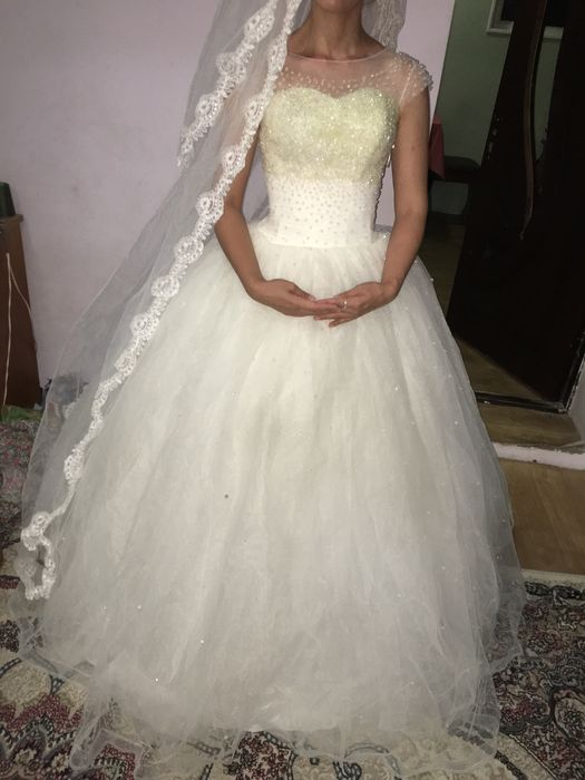 Срочно продам свадебное платье