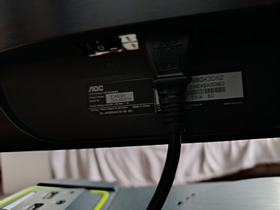 Monitor AOC  E2460S