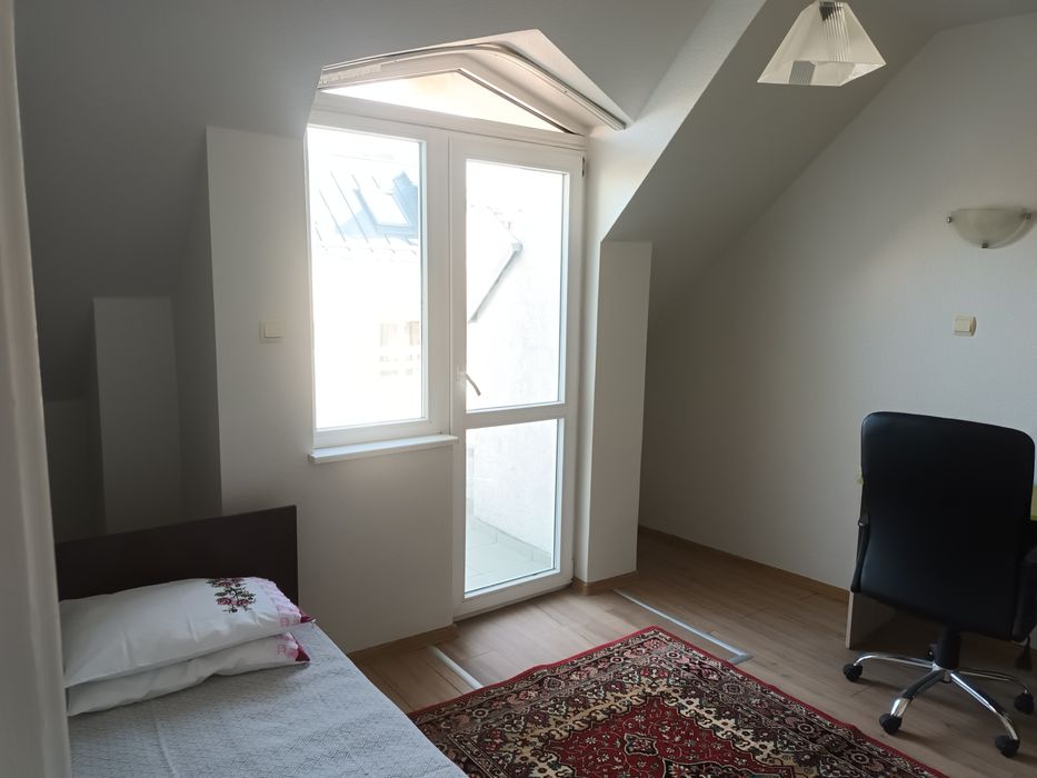 Дава се под наем Четиристаен апартамент в Силистра, Център - 106 кв.м за 280.5 € - Снимка #5