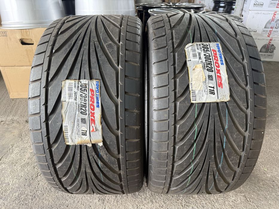 305/30 R20 TOYO T1R anvelope noi de vara /Montaj inclus
