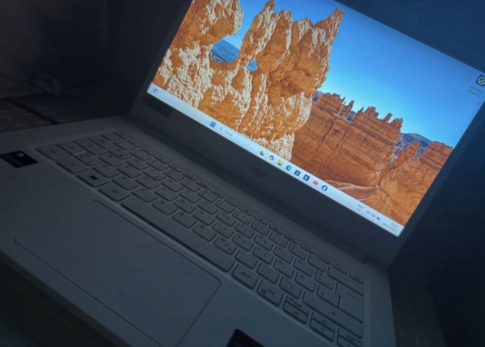 Laptop Acer Aspire 1       A114-61