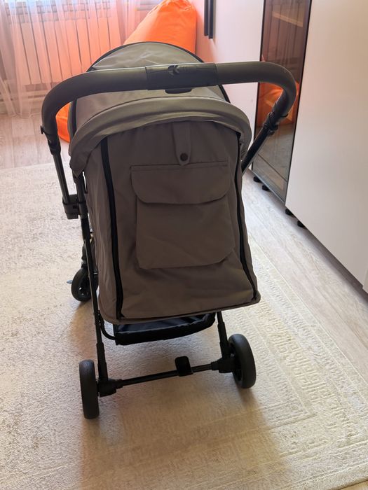 Прогулочный коляска