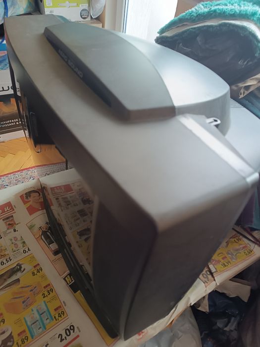 Телевизор LG стар