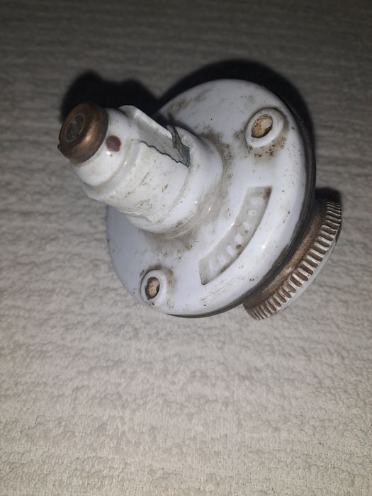 dulie pentru 3 becuri //