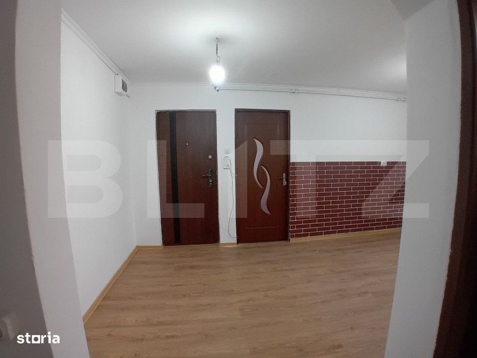 Apartament renovat cu 2 camere decomandate si garaj in Dumbrava Nord Z