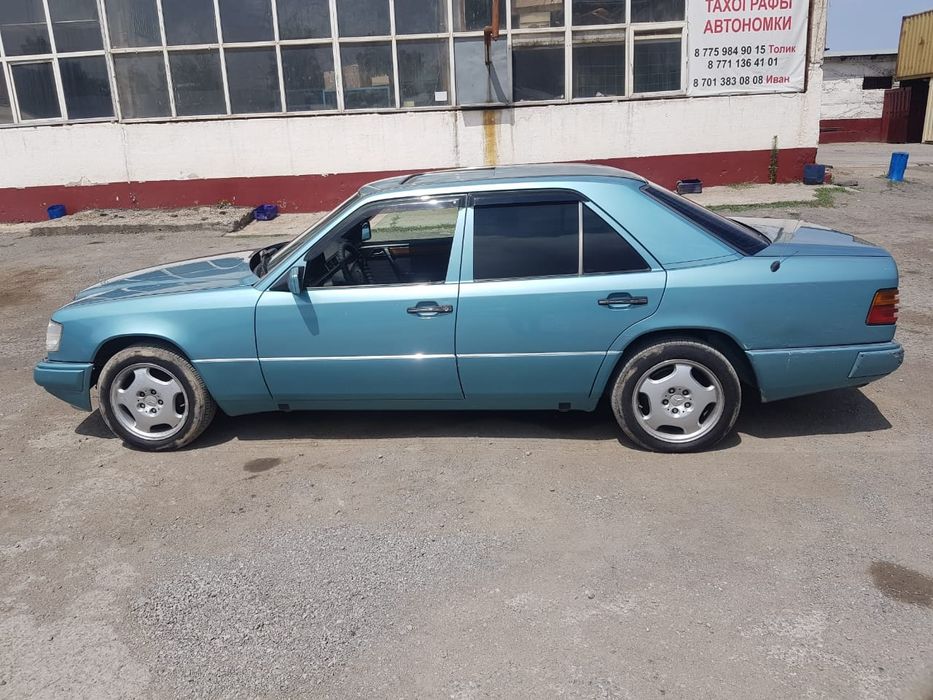 Продам мерседес е 230