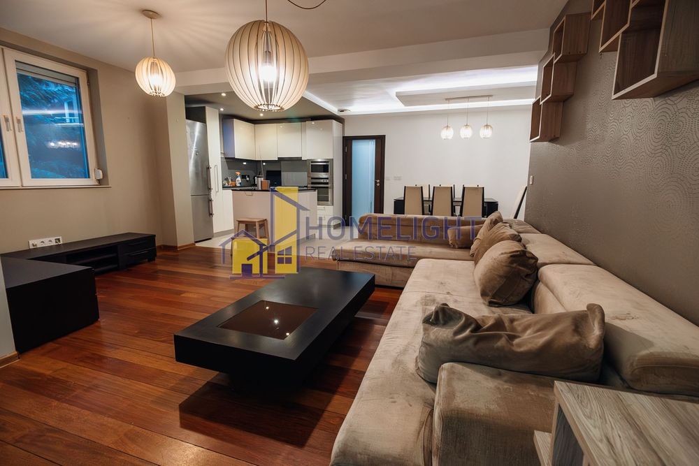 Дава се под наем Тристаен апартамент в София, Павлово - 150 кв.м за 1075 € - Снимка #1