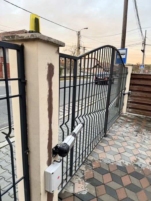Automatizari porti culisante si batante/ video interfoane / deschidere cu telefonul
