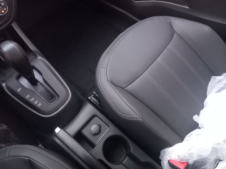 Chevrolet Cobalt 2026 — 2