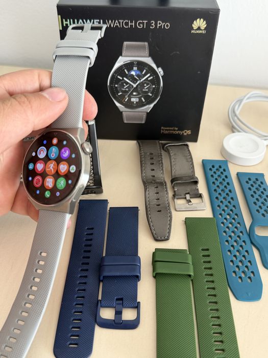De vanzare Huawei GT3 Pro, factura, cutie si 6 curele de rezerva