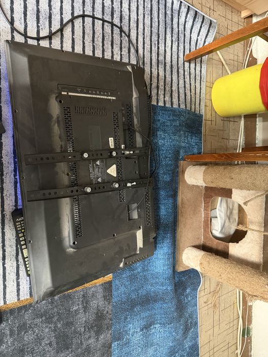 Продам телевизор