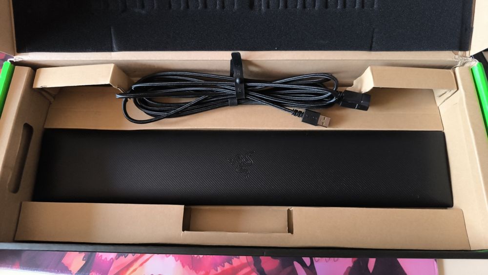 Клавиатура Razer Black Widow v4 pro 100%