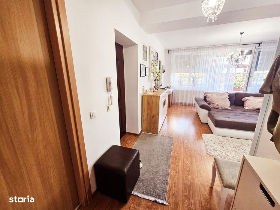 Apartament 2 Cam cu Terasă Metrou Republica