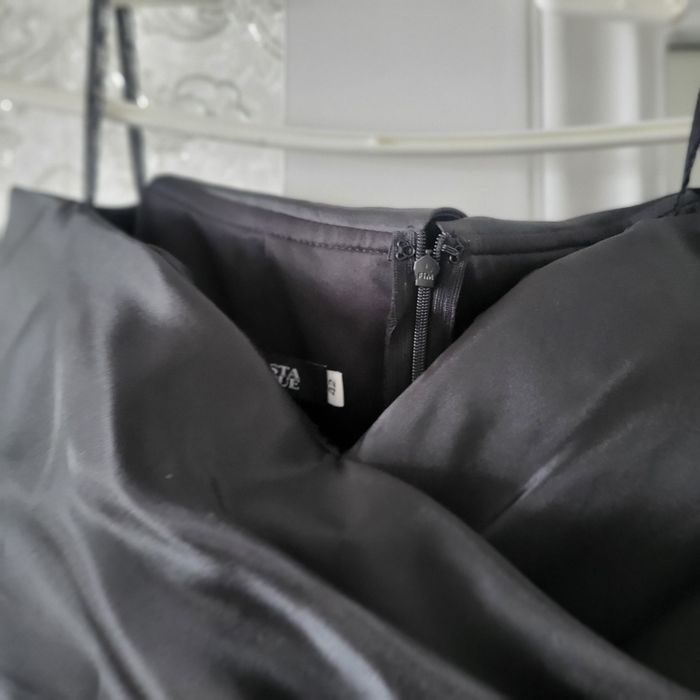 платье чёрное с корсетом