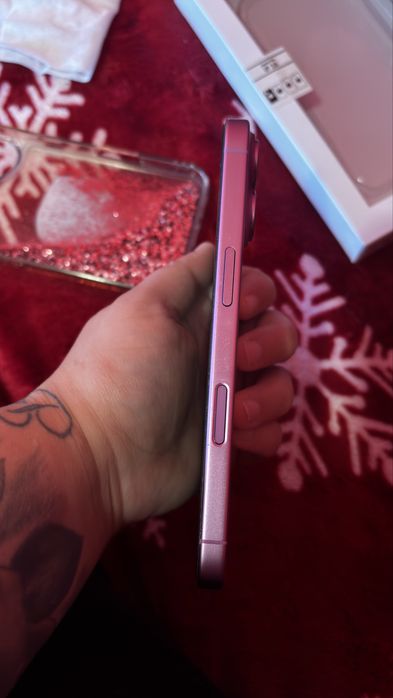Iphone 16 PINK 128 GB 100% BATTERY