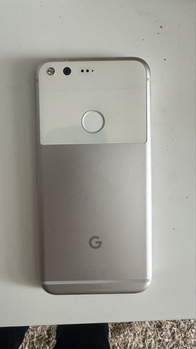 Google Pixel 1 (Телефон с безлимитным Google Photo)