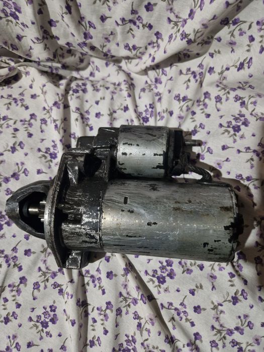 Стартер 124 Мерс