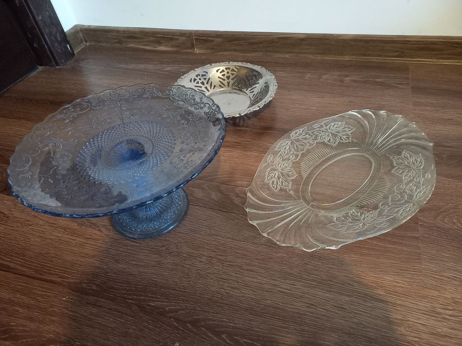 3 platouri servire oaspeti in stare perfecta