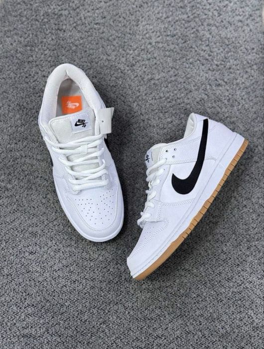 Красовки из китай очень удобний и легкие мягкий