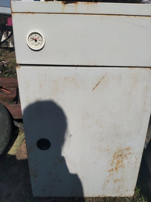 Продам газовую печку на 300 квадратов в хорошем состоянии.