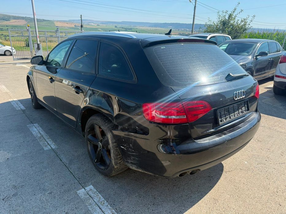 Dezmembrez Audi a4 b8 2009 break negru LZ9Y 2.0 tdi CAGA cutie automata LAT volan stanga
