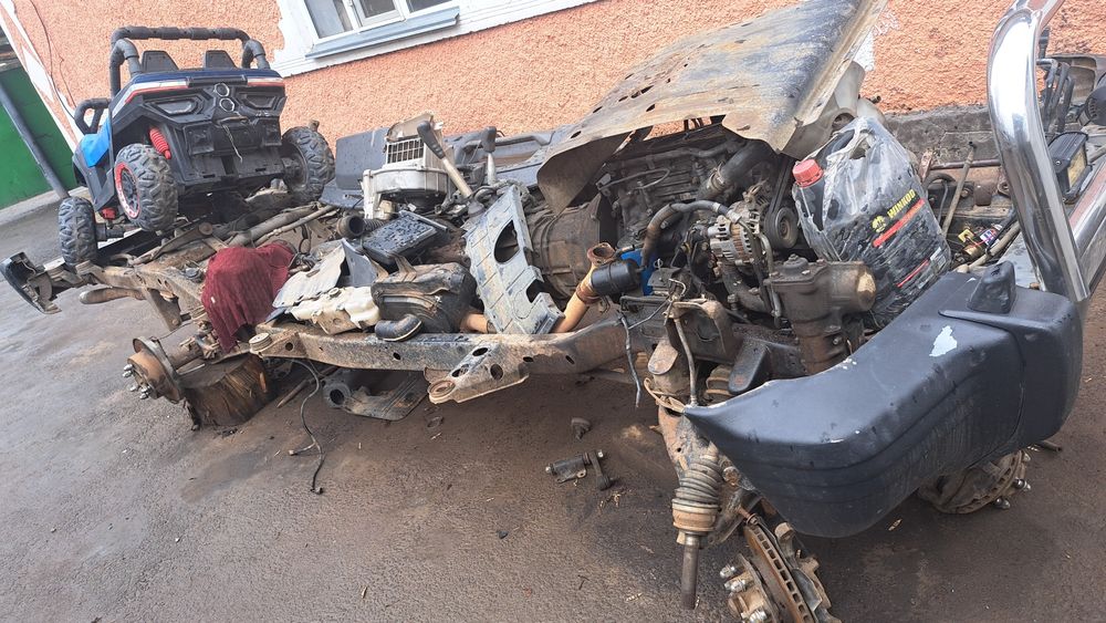 Поджеро 2 4м40  механика