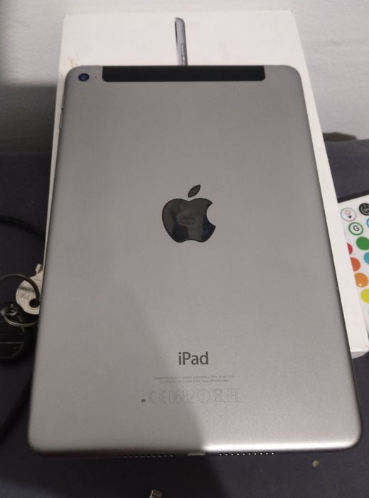 Ipad поколение-4 продам