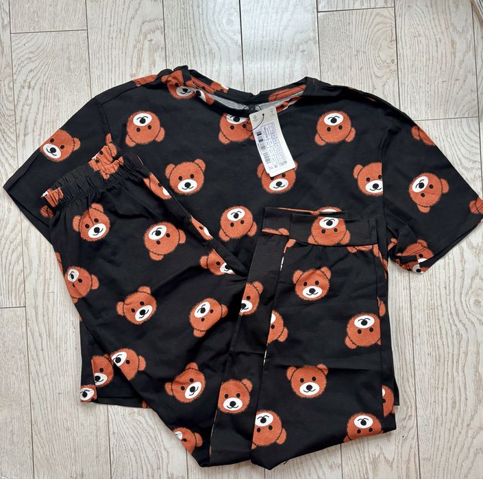 Pijama nouă marimea L