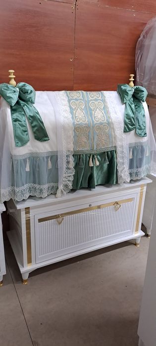 Бесік және жасаулар