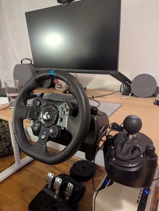 Волан Logitech G923 + скоростен лост shifter