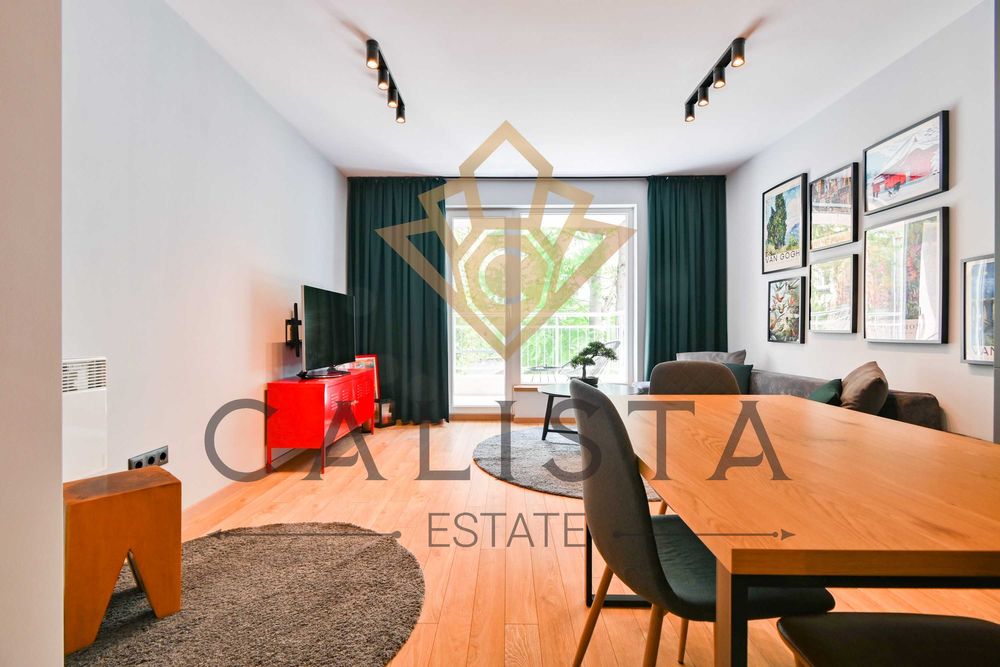 Дава се под наем Двустаен апартамент в София, Център - 52 кв.м за 698.19 € - Снимка #1