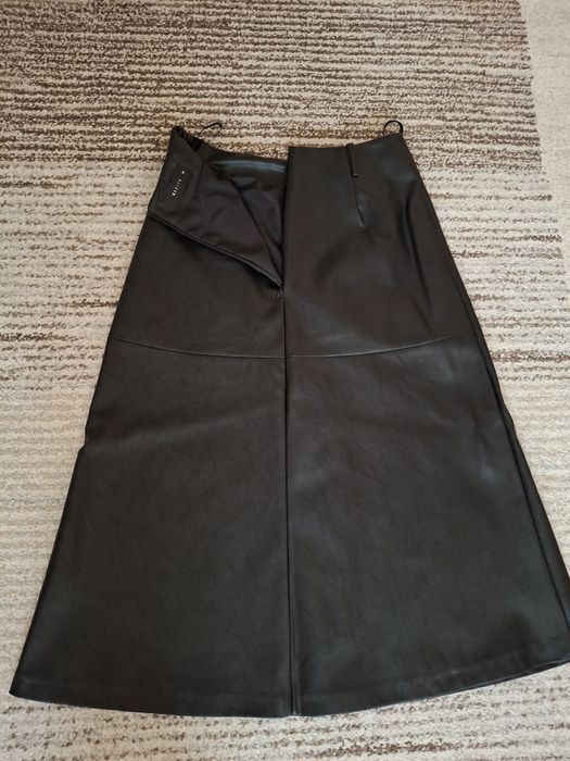 Кожена дълга пола