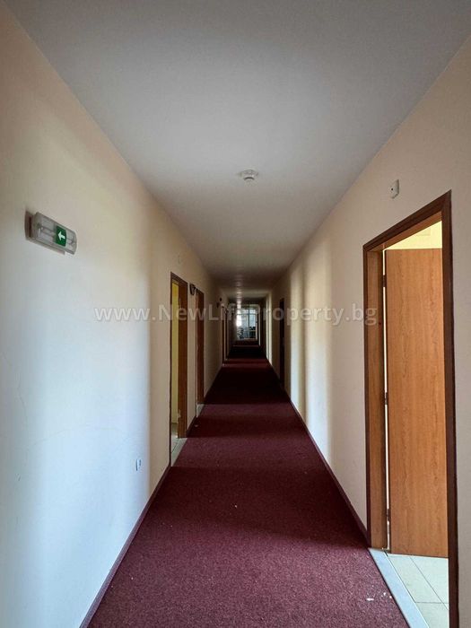 Продава се Хотел в к.к. Слънчев бряг - 1345 кв.м за 1004 €/кв.м - Снимка #2