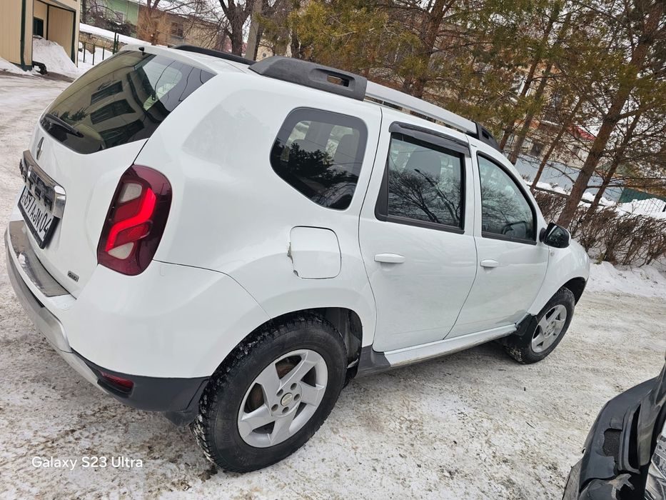 Рено дастер 2015