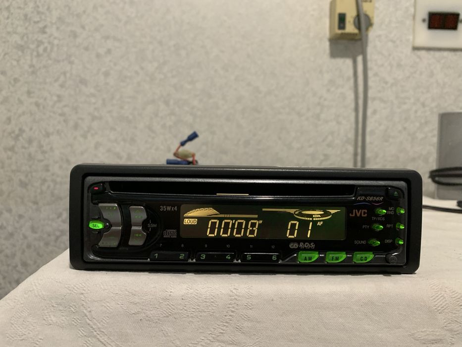 Авто Cd плеър JVC