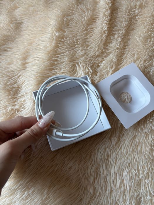 Продаю AirPods 3rd