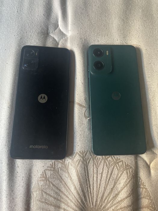Moto e22 și moto g05